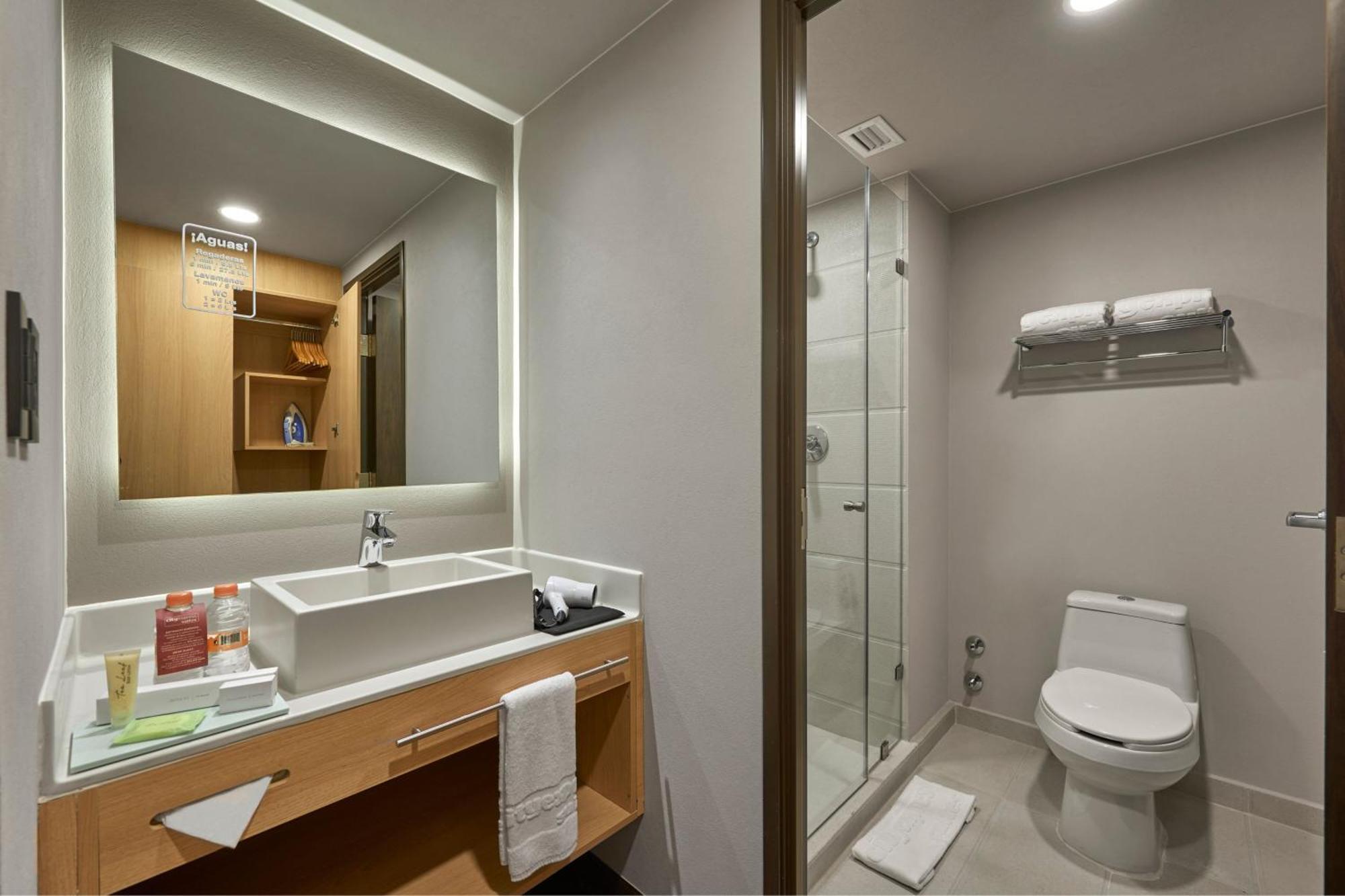 City Express Suites By Marriott Cancun Aeropuerto Exterior foto